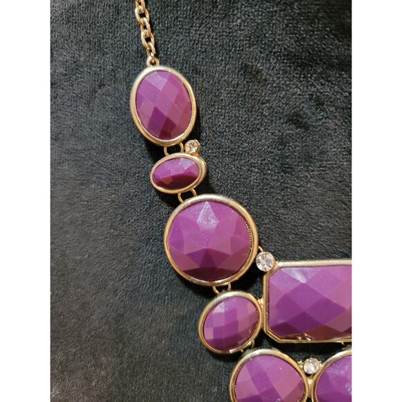 Women's Purple Statement Necklace With Faceted Stones Gold Tone Lobster ClaspArt - Picture 5 of 7